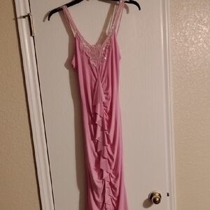 Chic Pink Lace Chemise